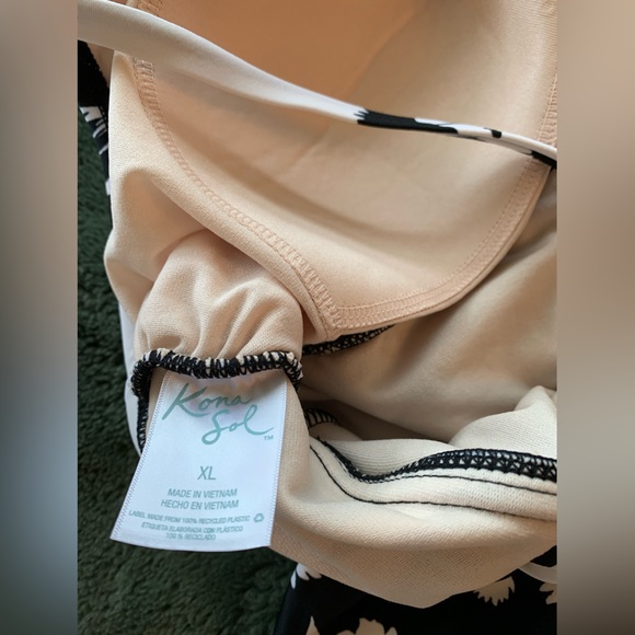 One Piece Swimsuit - Picture 5 of 5